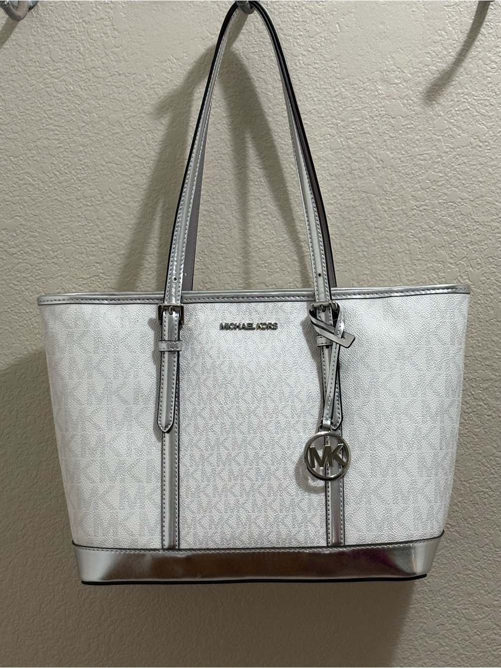 NWOT Michael Kors White Tote with Silver Trim and MK Charm